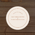 Adesivo Redondo Simple Boho Arch Ivory Casamento Obrigado<br><div class="desc">Este Simples Casamento de Fé de Arco Boho Obrigado design Clássico do Adesivo Redondo Apresenta uma sofisticada paleta de marfim neutro emparelhada com lindíssimas opções de mistura e combinação de terra ferrugem, verde-sábio e ameixa. A elegância subestimada da simples tipografia e arcos gentis cria uma estética calorosa e polida com...</div>