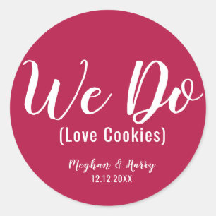 Adesivo Redondo Simples Borgonha Adoramos Cookies.