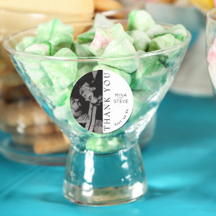 Adesivo Redondo Simples obrigado de casamento preto e branco