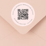 Adesivo Redondo Site de casamento Informações de detalhes sobre QR<br><div class="desc">Adicione sua url para seu site de casamento. Para obter informações,  detalhes,  rsvp online. Um fundo rosa dourado,  cor de pincel.</div>