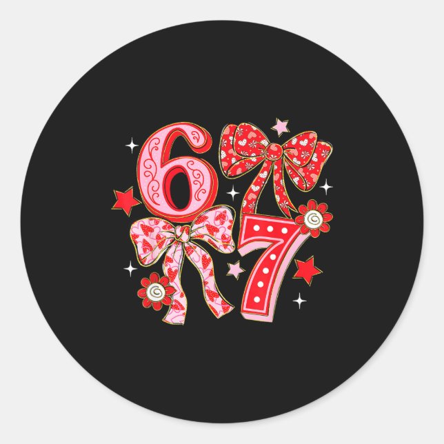 Adesivo Redondo Six Seven Coquette Girl Bow Cool Meme 67 Valentine (Frente)