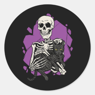 Adesivo Redondo Skeleton Segurando Um Gato Preto Preguiçoso Fosse