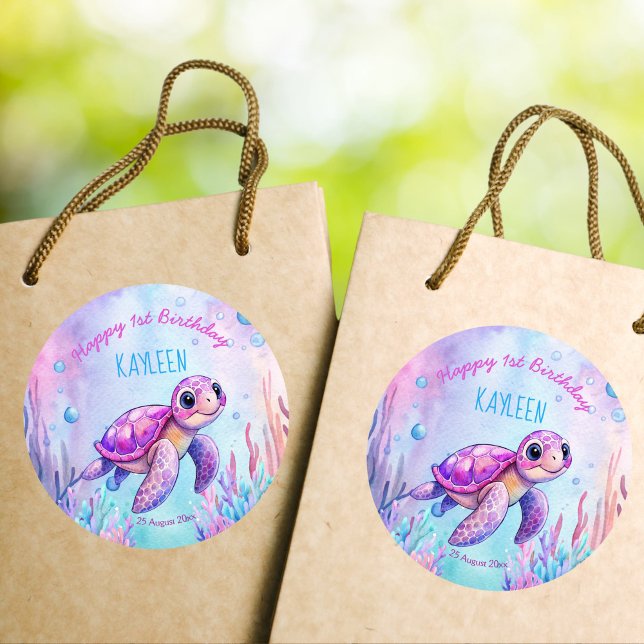 Adesivo Redondo Sob o mar, doce tartaruga rosa, aniversário roxo (Under the sea cute turtle pink purple girls happy birthday sticker)