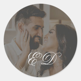 Adesivo Redondo Sobreposição de Fotografias do Monograma Clássico 