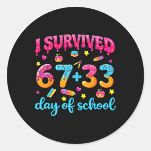 Adesivo Redondo Sobreviveu 67 + 33 Dias Escola Sorvete Gotejamento