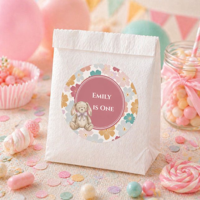 Adesivo Redondo Some Bunny Sticker Bunny 1st Birthday (Some Bunny Sticker Bunny 1st Birthday)