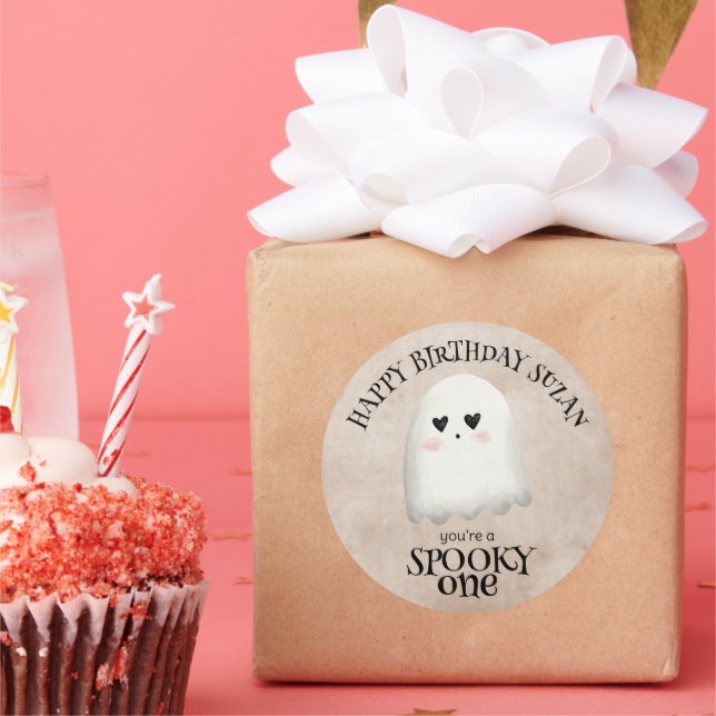 Adesivo Redondo Spooky One Kawaii Ghost Halloween Aniversário (Festa)