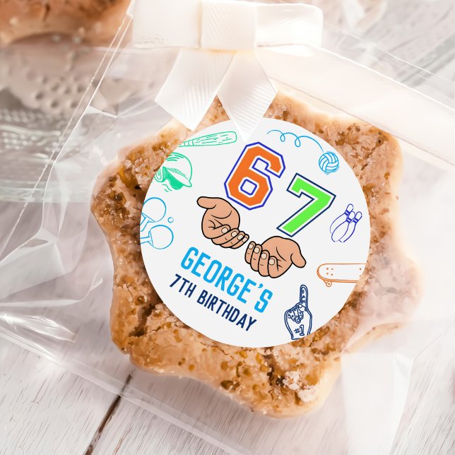 Adesivo Redondo Sports 6 7 Meme Trend Six Seven Birthday Party (Criador carregado)