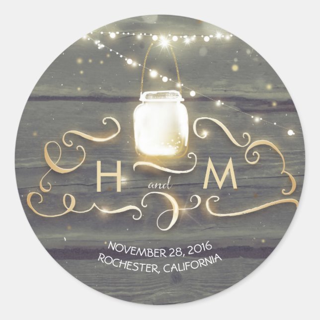 Adesivo Redondo String Lights Mason Jar Rustic Wood Initials (Frente)