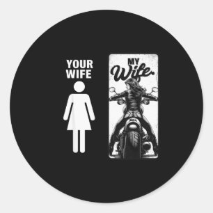 Adesivo Redondo Sua esposa é simples Minha esposa Biker esposa do