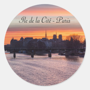 Adesivo Redondo Sunrise sobre Ile de la Cite e Notre Dame - Paris