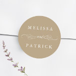 Adesivo Redondo Swirly E Script Wedding Tan<br><div class="desc">Para uma personalização mais avançada deste design,  clique no BOTÃO FERRAMENTA DESIGN AZUL acima!</div>