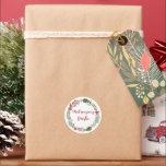 Adesivo Redondo Tagalog Merry Christmas Wreath, Maligayang Pasko<br><div class="desc">Boas-vindas de Natal verdes e vermelhos,  design para decoração de presentes e envelopes,  com as palavras Feliz Natal no Tagalog: Maligayang Pasko</div>