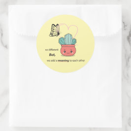 Adesivo Redondo Tão Diferente, Perfeito Juntos - Casal De Amor