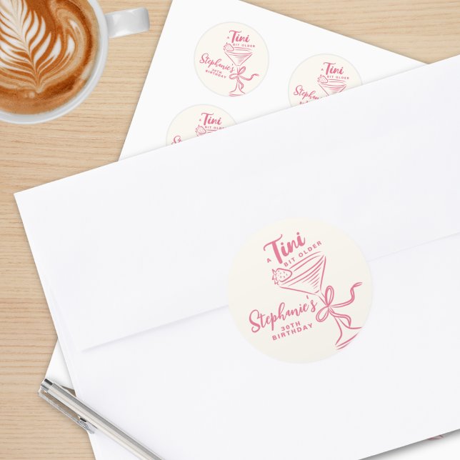 Adesivo Redondo Tendy Pink A Tini Bit Antigo aniversário de 30 ano (Criador carregado)