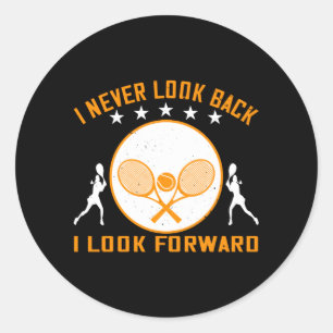 Adesivo Redondo Tênis - Eu Nunca Olho Para Trás Eu Olho Para Fre