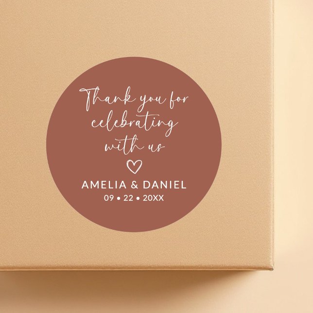 Adesivo Redondo Terracotta Obrigado Por Celebrar Conosco A Favor (Criador carregado)