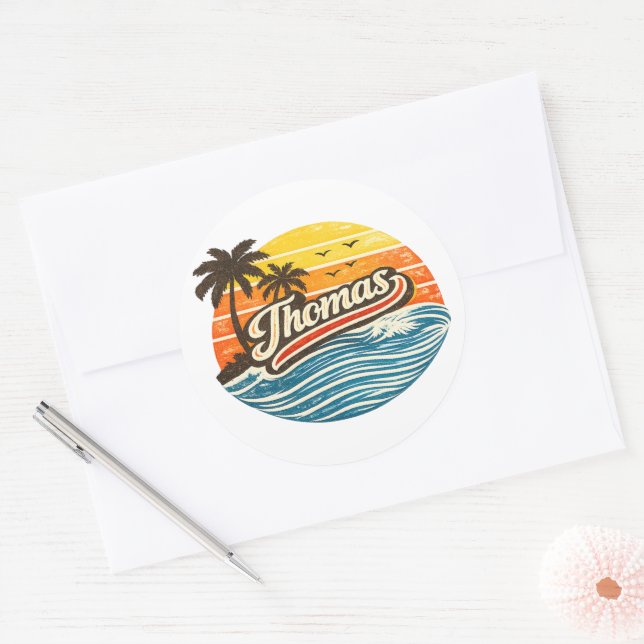 Adesivo Redondo Thomas Retro Sunset Name Design (Envelope)