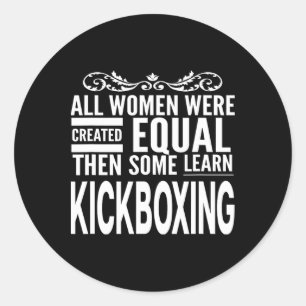 Adesivo Redondo Todas as Mulheres Aprendem Kickboxing Artes Marcia