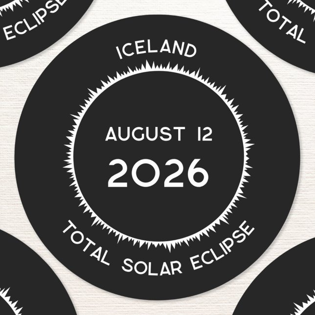 Adesivo Redondo Total Solar Eclipse 2026 Islândia (Total Solar Eclipse August 12 2026 Iceland custom text sticker)