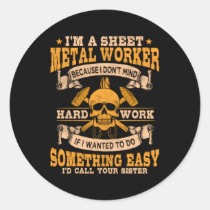 Adesivo Redondo Trabalhador De Folha De Metal Na Parte Traseira De