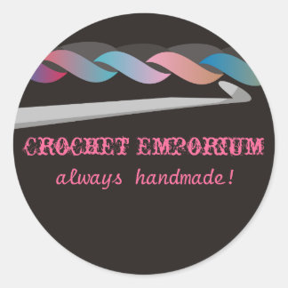 Adesivo Redondo trabalho de crochet com brinquedos de moda...