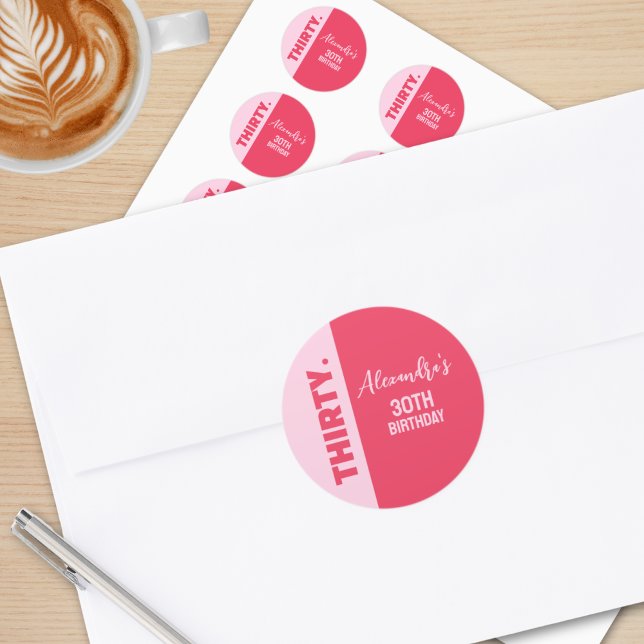 Adesivo Redondo Trendy Bold Pink e Red Girly aniversário de 30 ano (Criador carregado)