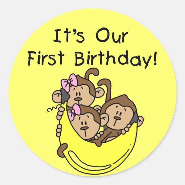 Adesivo Redondo Triplets 1rua - Duas Meninas Um Camiseta e present (Frente)