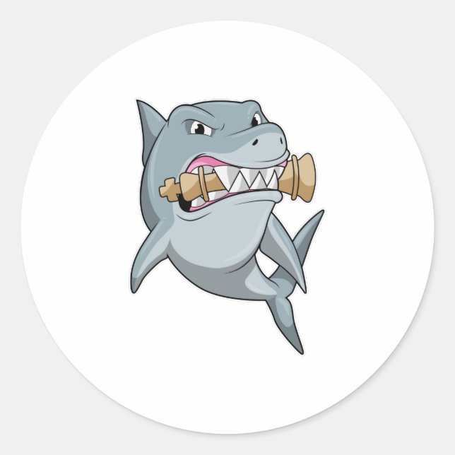 Adesivo Redondo Tubarão no xadrez com pedaço de xadrez King (Frente)