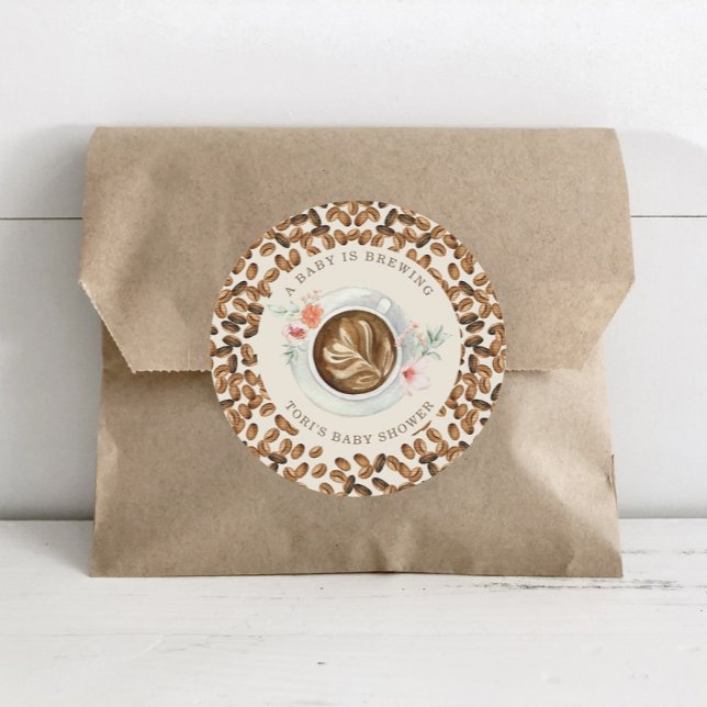 Adesivo Redondo Um Bebê Está Fazendo Chá de fraldas De Café (Criador carregado)