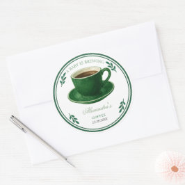 Adesivo Redondo Um Bebê Está Preparando Xícara de Café Chá de Bebê