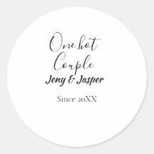 Um casal quente adiciona nome desde o ano 20XX dat