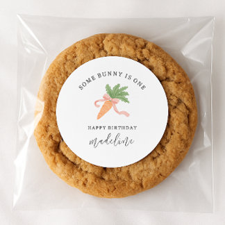 Adesivo Redondo Um coelho é um primeiro aniversario simples modern