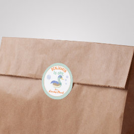 Adesivo Redondo Um Pato Sortudo e Bolhas Primeiro Pastel de Aniver