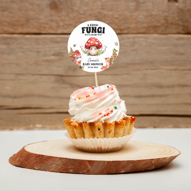 Adesivo Redondo Um pequeno Chá de fraldas de marisca de fungo (a Little Fungi Mushroom Butterfly Moth Baby Shower )