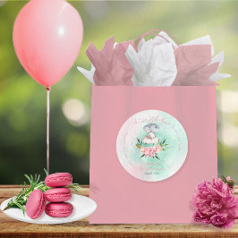 Adesivo Redondo Um Rato Bonito Está A Caminho De Chá de fraldas