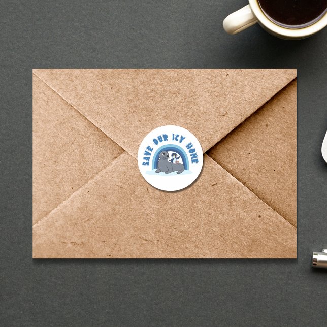Adesivo Redondo Um selo e um pinguim "Save Our Icy World" (Criador carregado)
