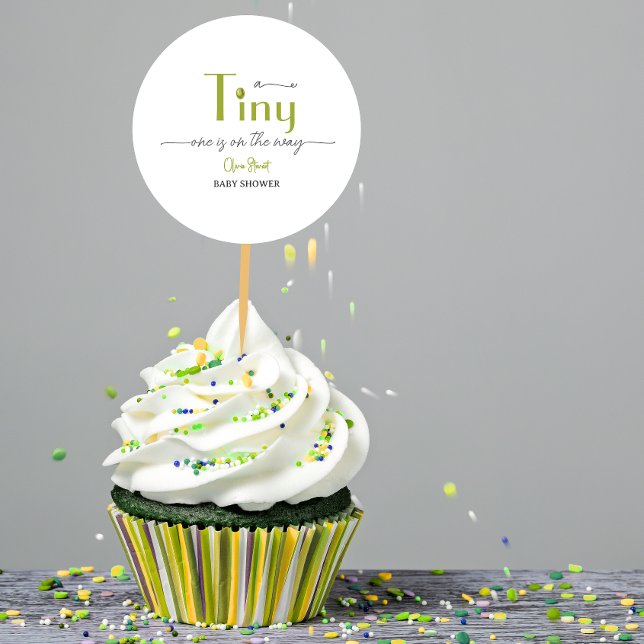 Adesivo Redondo Um tini está a caminho do Chá de fraldas (Criador carregado)