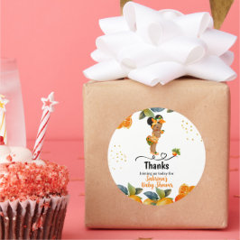 Adesivo Redondo Uma pequena Cutie está a caminho dos Chás de frald