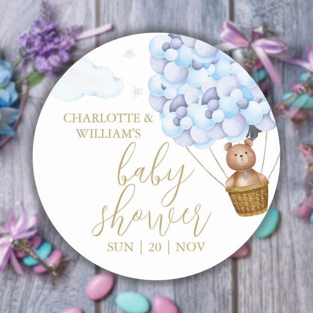 Adesivo Redondo Urso de pelúcia azul bebê shower mal podemos esper (We Can Bearly Wait Teddy Bear Blue Baby Shower Classic Round Sticker)