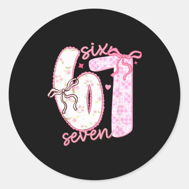Adesivo Redondo Valentine 6 7 Funny Six Seven 67 Happy Valentines  (Frente)