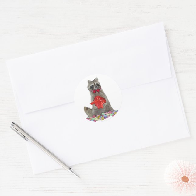 Adesivo Redondo Valentine Raccoon Bandit (Envelope)