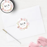 Adesivo Redondo Vedamento Floral Cor-de-rosa/Vinheta-Favor<br><div class="desc">Elevem seus envelopes e favores com este elegante adesivo de casamento, mostrando lindas flores cor-de-água rosa e pinceladas, uma seção para suas iniciais e texto extra abaixo. Ideal para selos de envelope de casamento ou favores de casamento. Capacidade de selecionar "Editar usando a ferramenta Design" e fazer alterações no estilo,...</div>