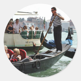 ADESIVO REDONDO VENICE GONDOLIERS NO GRANDE CANAL