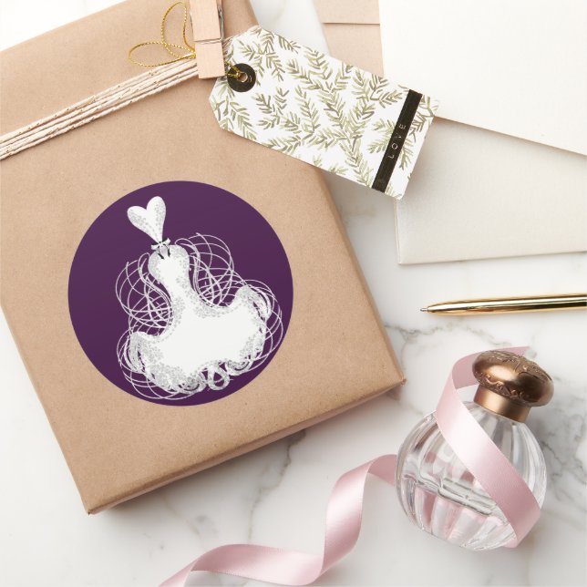 Adesivo Redondo Vestido Branco do Vestido Viciado em Moda (Presentear)