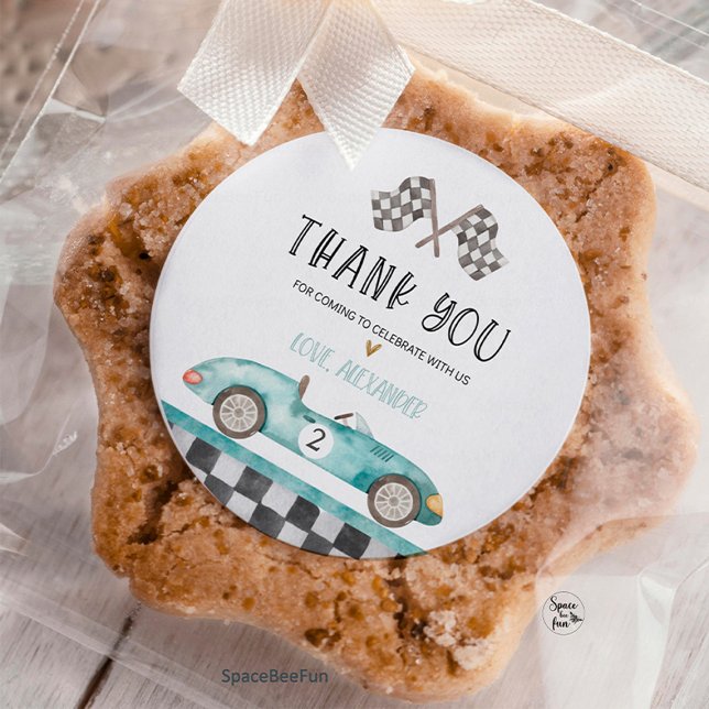 Adesivo Redondo Vinheta da festa do carro de corrida (Fast Car Birthday, Racing Car Decor, sticker Foam Board, Two Fast Cars, Birthday Party Sign, Car-The)