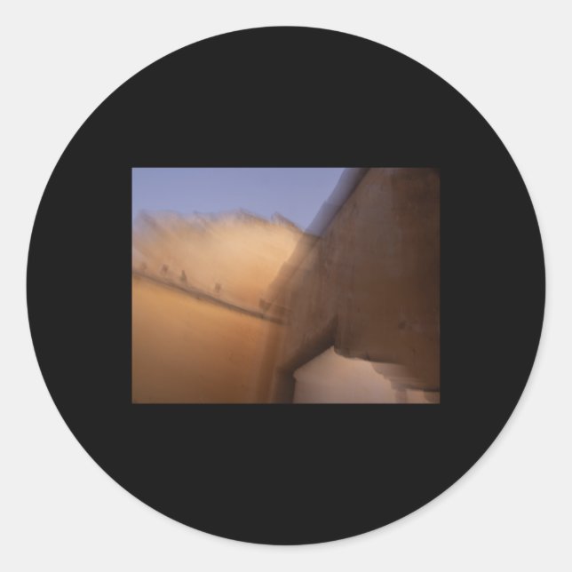 Adesivo Redondo Vinheta de Casa Velha e Desfocada (Frente)