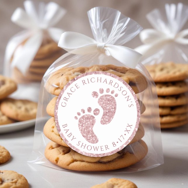 Adesivo Redondo Vinheta de Favor do Chá de fraldas brilhante rosa (Pink Glitter Baby Shower Favor)