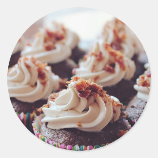 Adesivo Redondo Vinheta redonda clássica com chocolate de cupcake