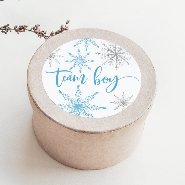 Adesivo Redondo Vinheta redonda clássica do garoto prateado azul (Criador carregado)